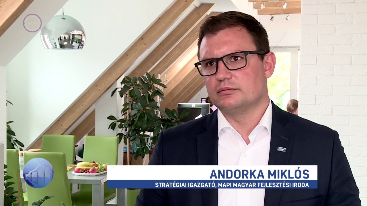 Az aktuális K+F pályázatokról nyilatkozott kollégánk az M1 Forint, Fillér című műsorának.
