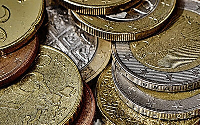 Leépítés helyett hatékonyságjavítás – 70%-os támogatást nyújtó EU-s pályázat KKV-knak