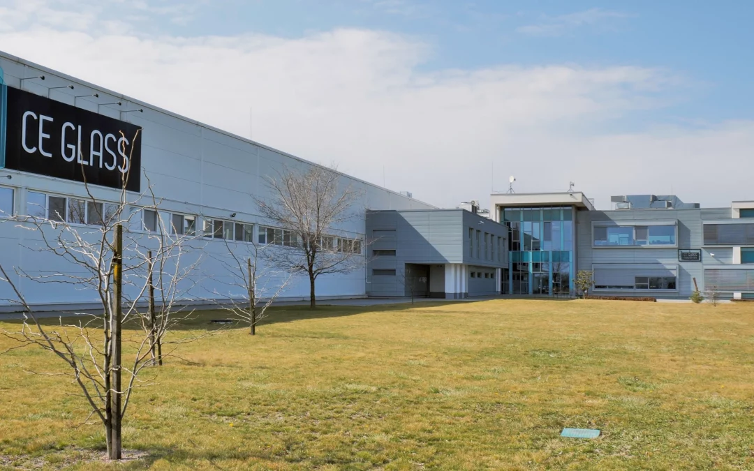2,4 milliárd forintos támogatást nyert a CE Glass a Magyar Multi Programban!